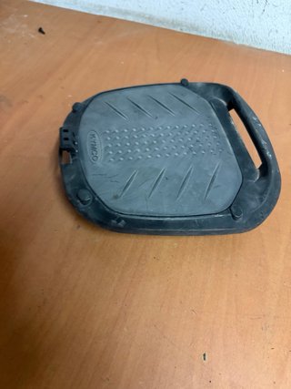 Soporte para Baúl Kymco Agility