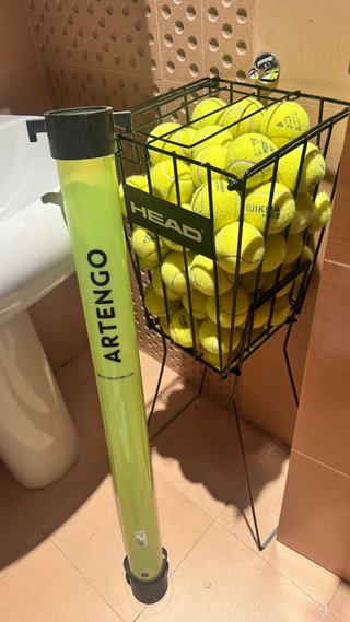 Carro de pádel y recogepelotas