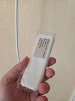 Lámpara de pie minimalista blanca para lectura