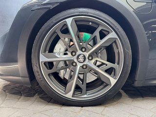 Porsche Taycan 4S Sport Turismo S 420 kW (571 CV)