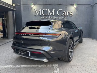 Porsche Taycan 4S Sport Turismo S 420 kW (571 CV)