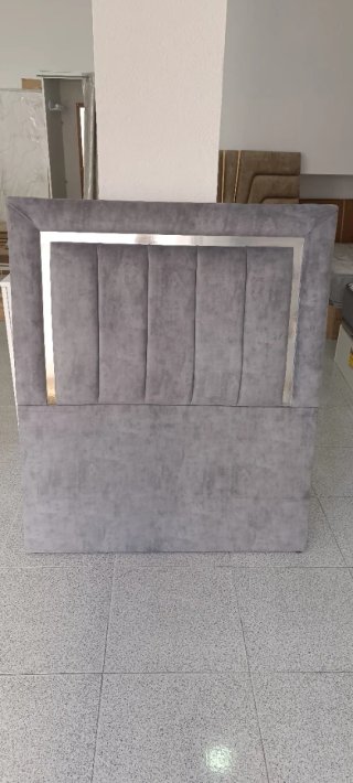 Guardaroba - contenitori - comodini - cassettiere - scrivanie