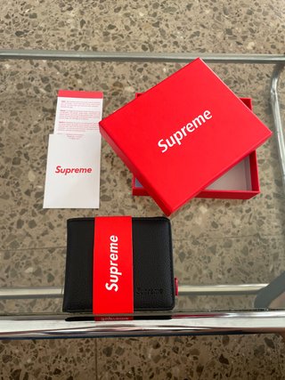 Cartera Supreme cuero negra