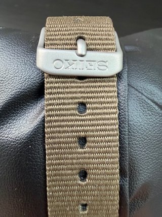 Reloj Seiko 5 Sports Field 36mm SRPJ85