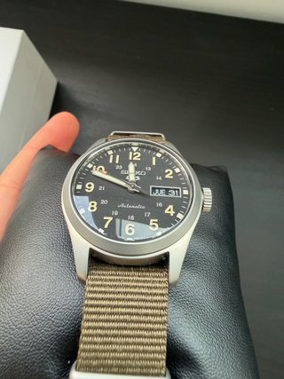 Reloj Seiko 5 Sports Field 36mm SRPJ85