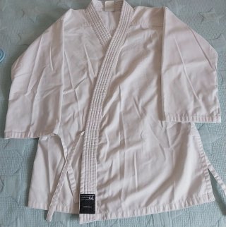 Kimono de Karate Junior Outshock