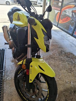 Honda CB500F Negra y Amarilla