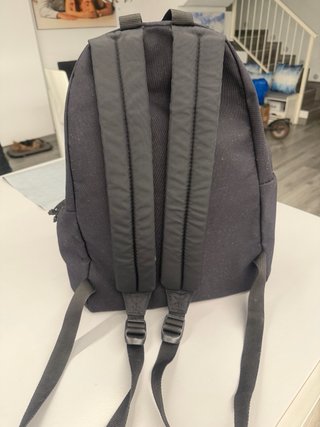 Mochila Eastpak Negra