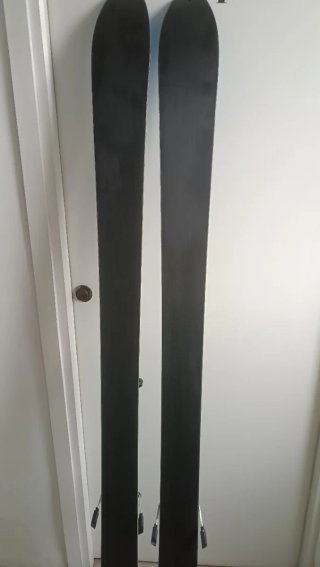 Dynafit Radical 88 Esquís de travesía (174cm)