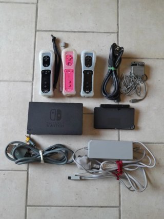 Nintendo Wii controller RICAMBI + Cavi e Accessori