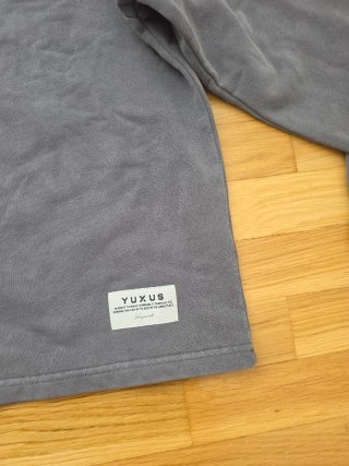 Sudadera Yuxus gris con cremallera