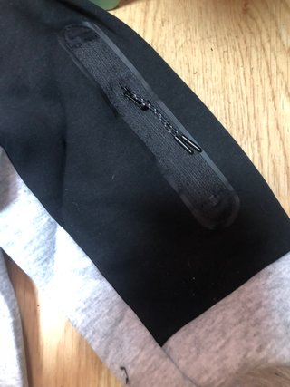 Conjunto Nike Tech Gris y Negro Talla M