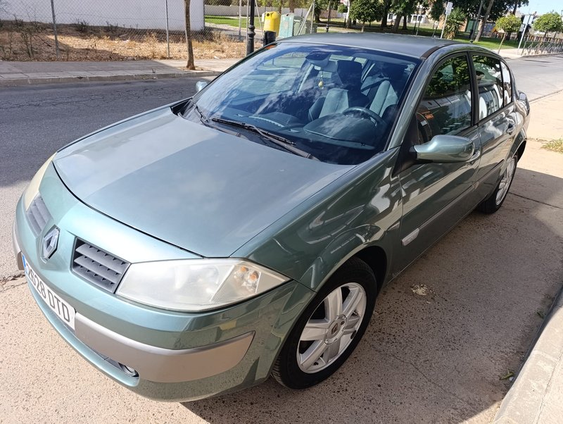 Renault Mégane Sedan 1.5 dCi Confort Expression 2005