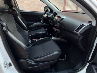 Mitsubishi Outlander 2010