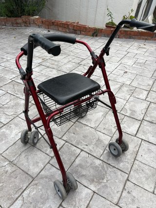 Andador adulto