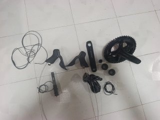 Grupo Shimano Ultegra y 105 Di2 12v
