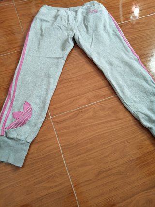 Chándal Adidas Gris y Rosa