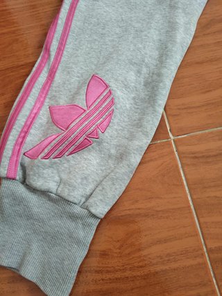 Chándal Adidas Gris y Rosa