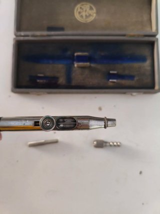 Aerógrafo Efbe con estuche
