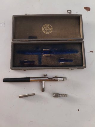 Aerógrafo Efbe con estuche
