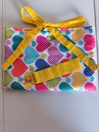 Funda de libro con lazo