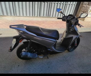Kymco People S 125