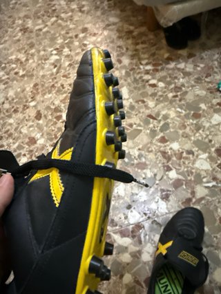 Botas de Fútbol Munich Mundial 46 Tacos césped art