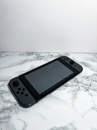 Nintendo Switch + Accesorios