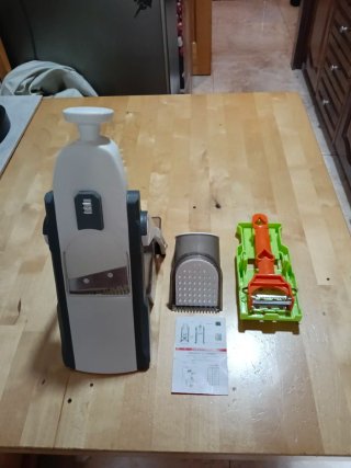 Cortador de verduras y pelador multiusos