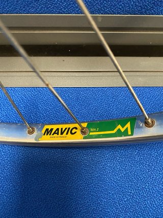 Juego ruedas 28” shimano 105 y mavic