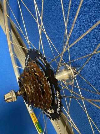 Juego ruedas 28” shimano 105 y mavic