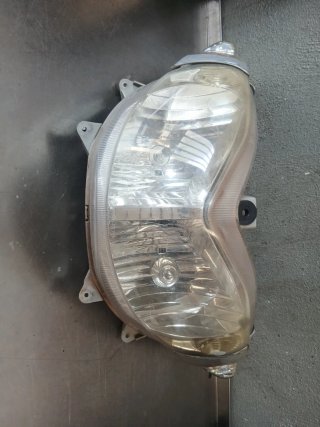 Faro delantero Suzuki Burgman 125 (2007)