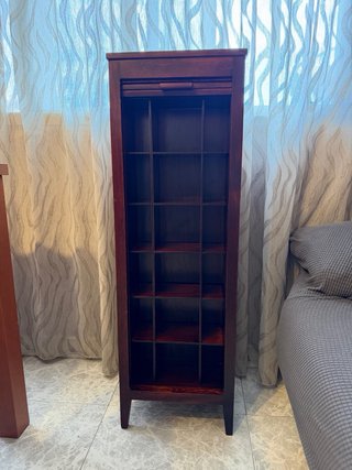 Mueble madera persiana casilleros