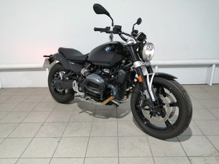 BMW R 12 Negra