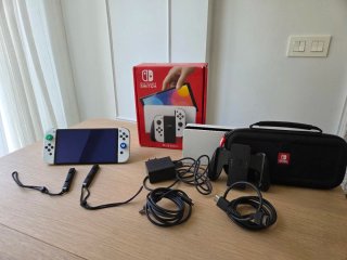 Nintendo Switch OLED + MicroSD 1TB + Funda