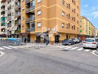 Local comercial en alquiler en Centre en Prat de Llobregat, El