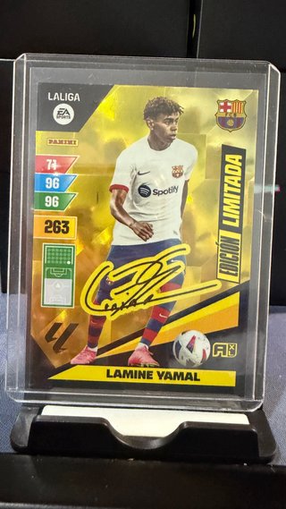 Cromo Rookie Lamine Yamal 2023-24 Adrenalyn Autoca