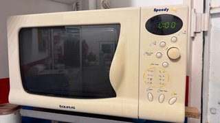 Microondas Taurus Speedy Tronic