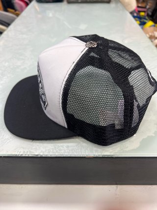 Gorra Chrome Hearts Blanca y Negra