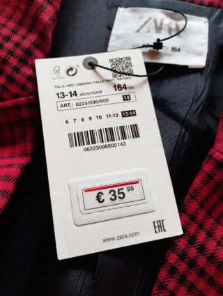 Blazer cuadros rojo y negro
