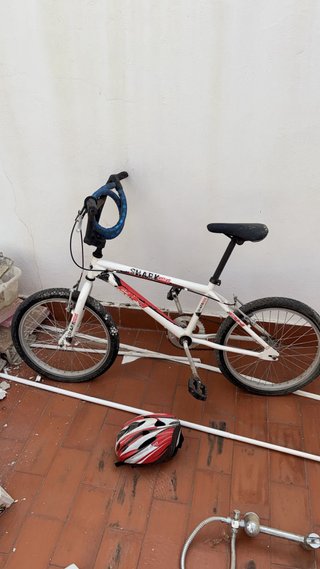 Bicicleta BMX Shark la vendo por falta de uso!