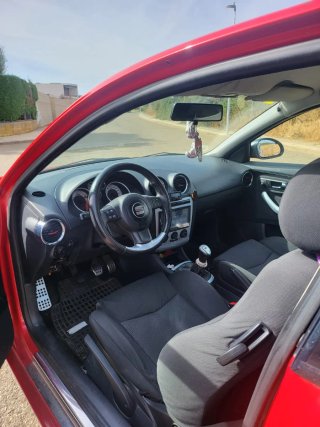 SEAT Ibiza 1.4 TDI Look Cupra/FR