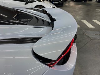 McLaren 720 S Coupe auto 721cv
