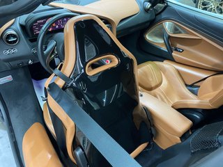 McLaren 720 S Coupe auto 721cv