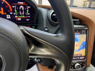 McLaren 720 S Coupe auto 721cv