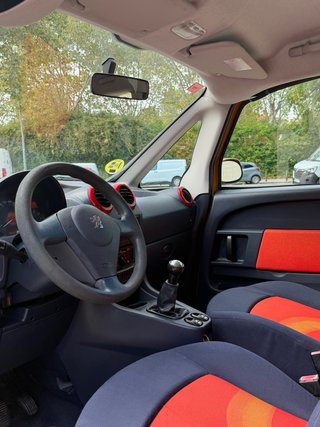 PEUGEOT 1007✅