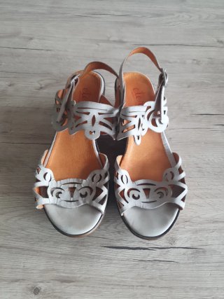 Sandalias Eteria Blancas Cuña Talla 38