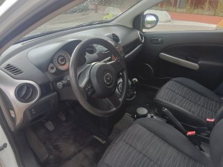 Mazda 2 2009