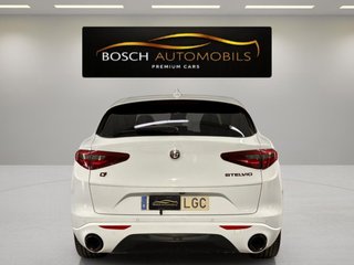 Alfa Romeo Stelvio 2.2 Diésel 154kW (210CV) Veloce Q4