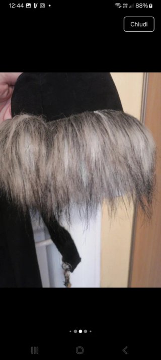 Cappotto lungo con finiture in pelliccia sintetica